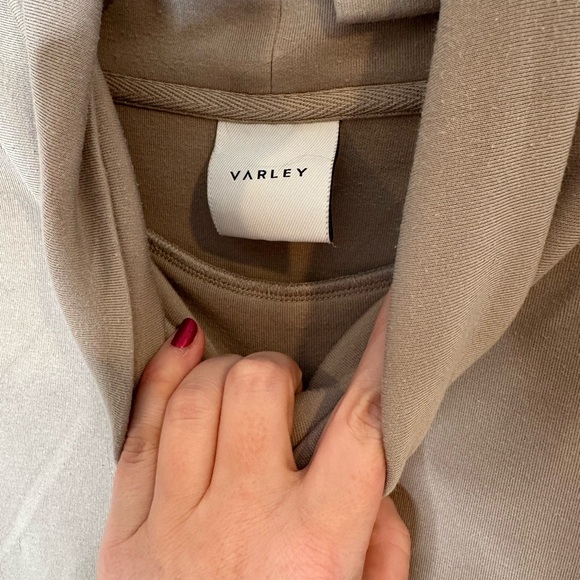 Varley Taupe Cowl Neck Top medium - Picture 3 of 3